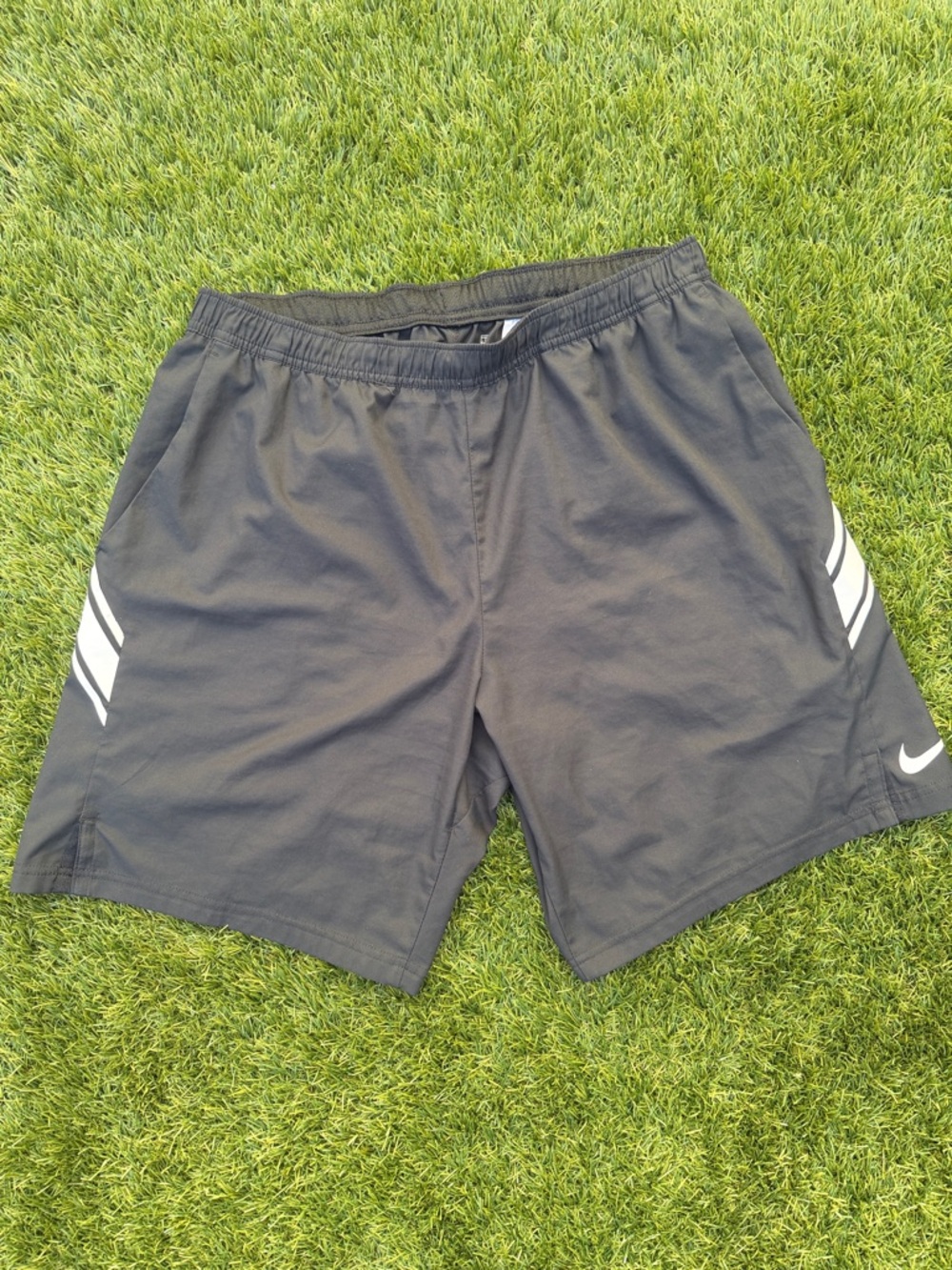 Men’s Nike Athletic Shorts XL Black Dri-Fit Training Gym Running